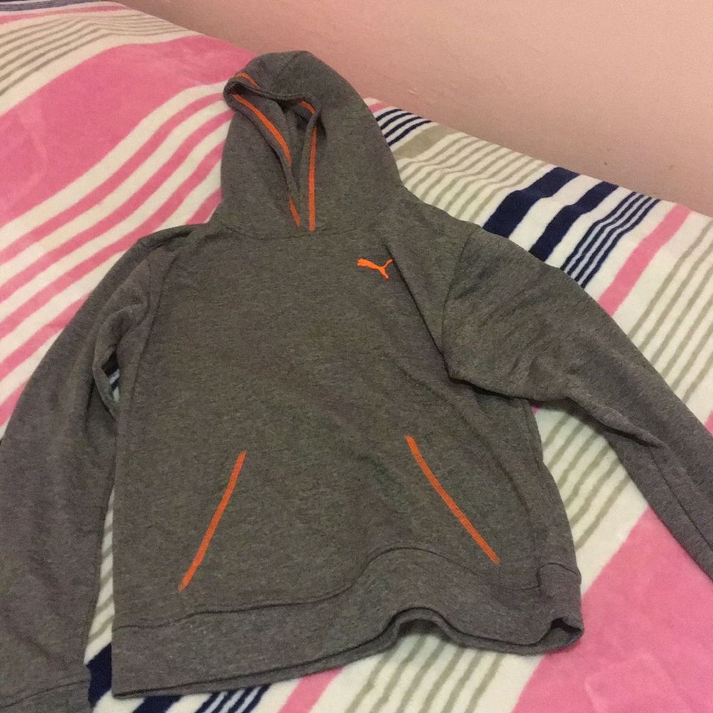Gray polyester puma sweater